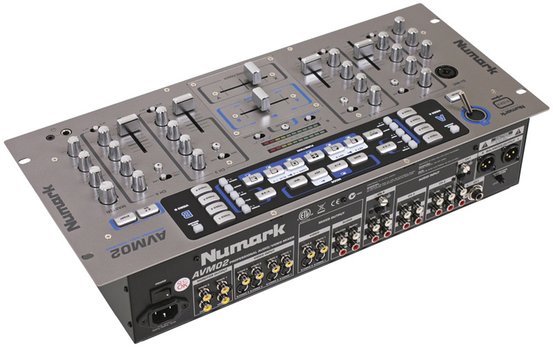 Numark AVM02