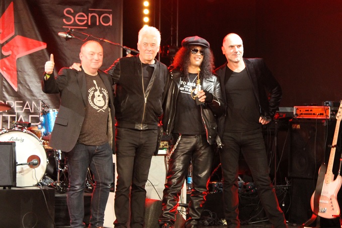 Slash wint Nederlandse gitaarprijs