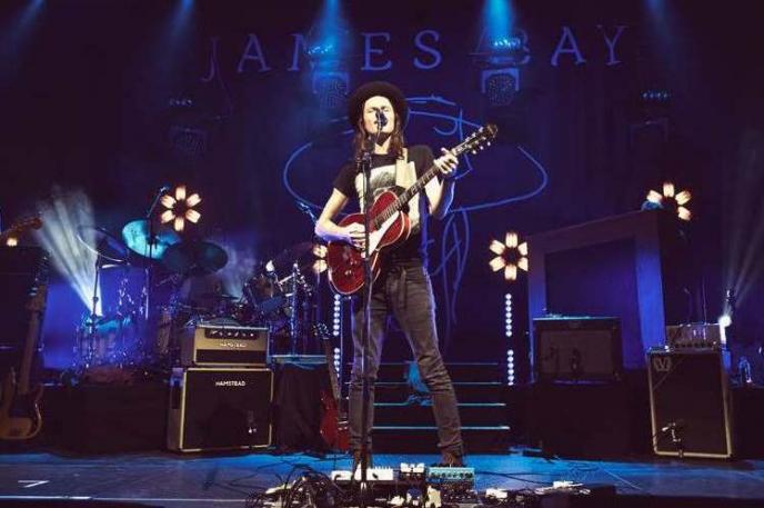 James Bay videointerview over zijn gitaarspel  