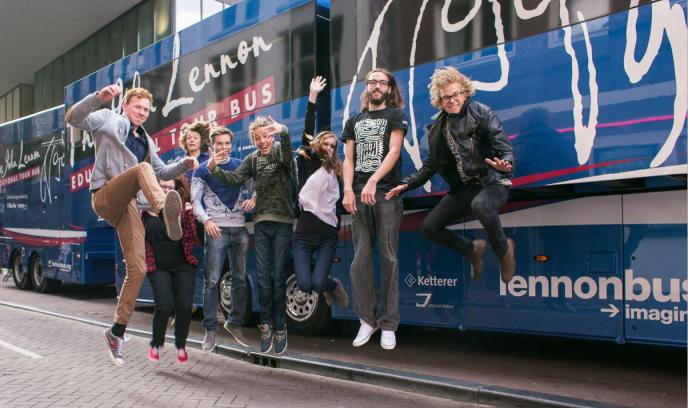 John Lennon Bus in Nederland 29-6 en 13 t/m 19 juli