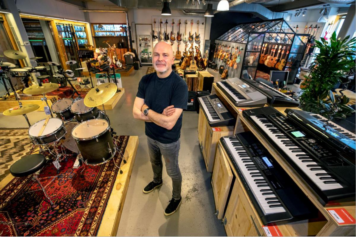 Wild Romance-drummer Jan ’t Hoen brengt de Keymusic-keten naar 30 winkels