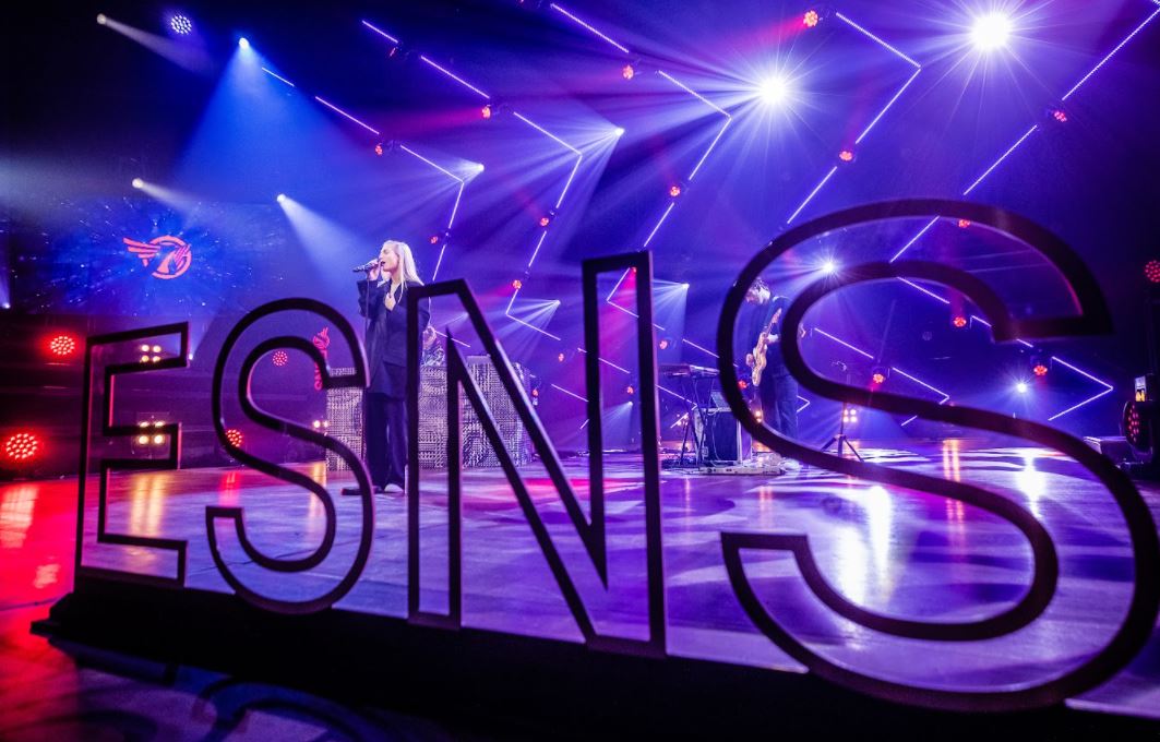 ESNS showcasefestival volop aan de gang tot en met zaterdag 22 januari - verslagen van uur tot uur!