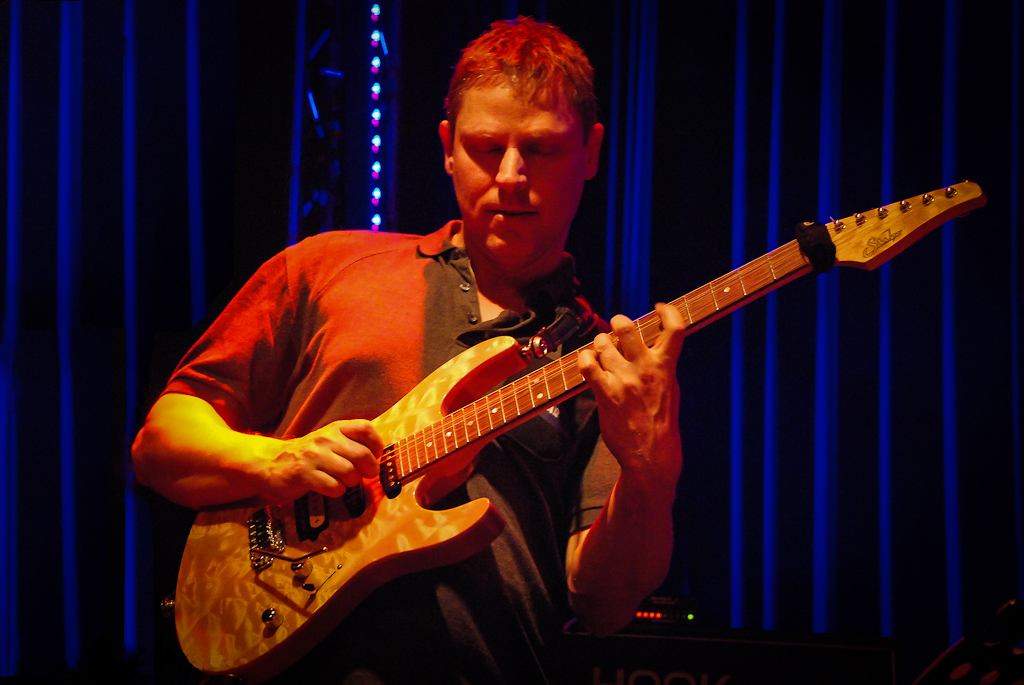 Richard Hallebeek is Jazz/fusion/funk/world-gitarist van het jaar - Gitarist Poll Awards 2022