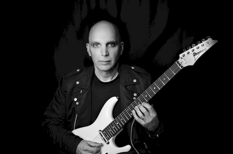 Joe Satriani: minder compromissen, andere dynamiek 