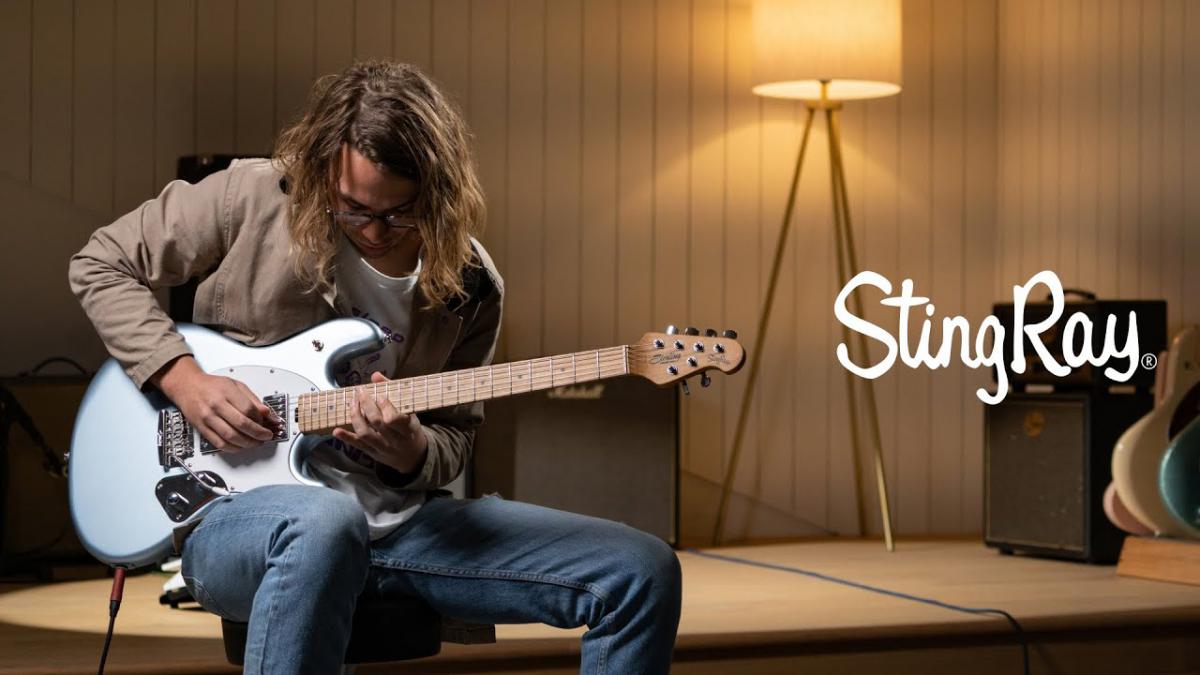 Vintage gitaar krijgt upgrade: Stingray SR50