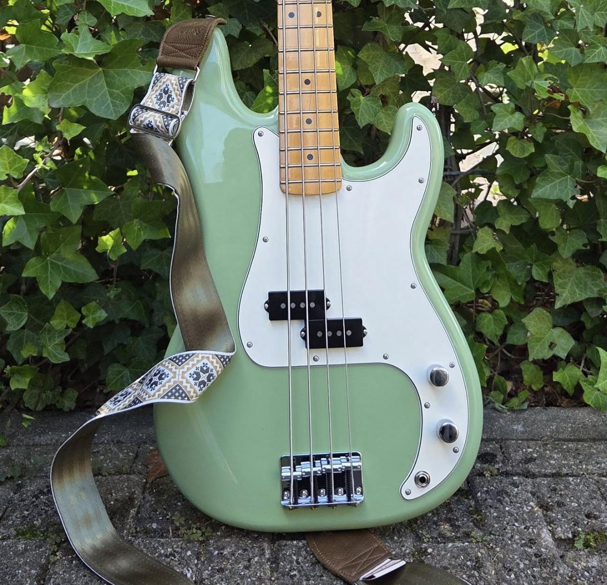 De Fender Precision shoot-out